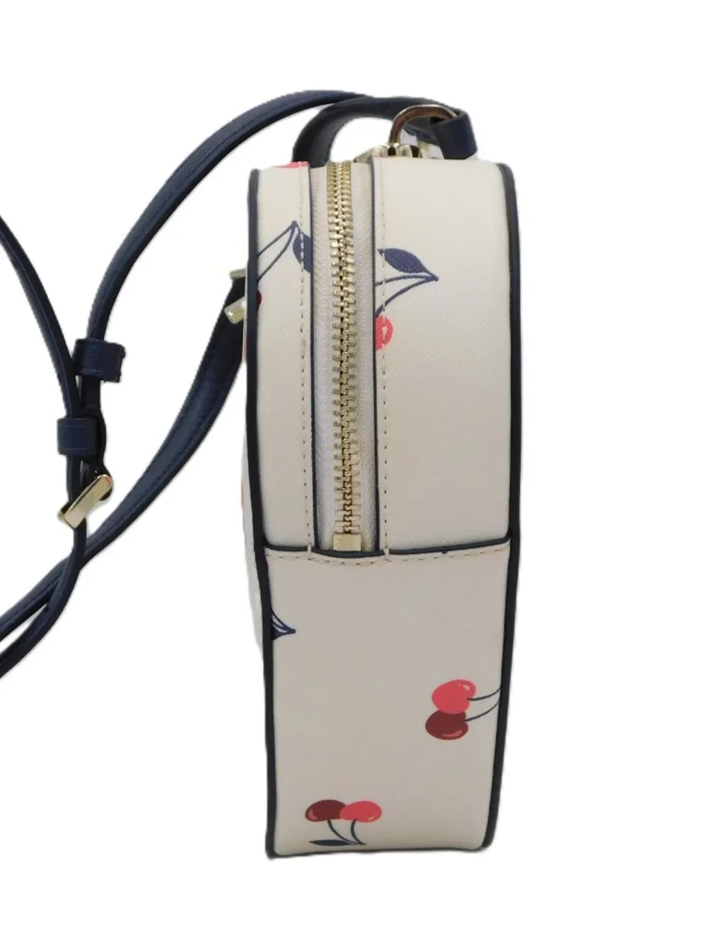 kate spade New York Love Shack Cherry Heart Crossbody in Cream | Stained | Fair